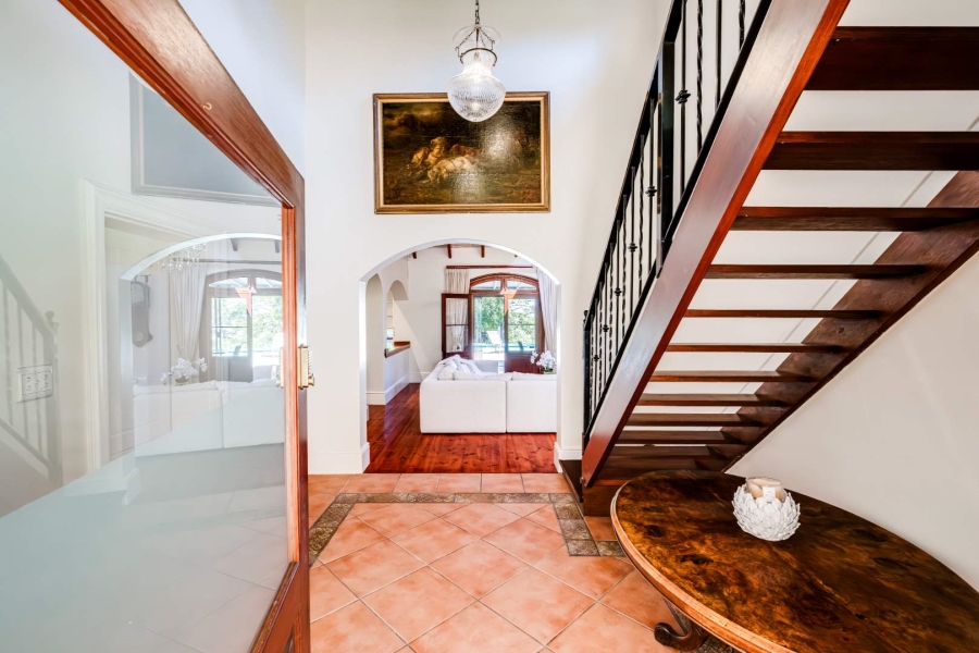 5 Bedroom Property for Sale in Hout Bay Western Cape